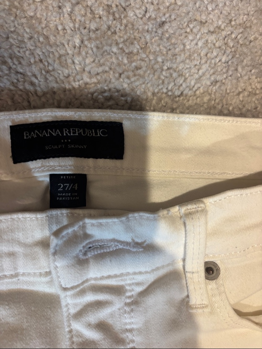 Banana Republic Women's White Skinny Jeans - Picture 2 of 3